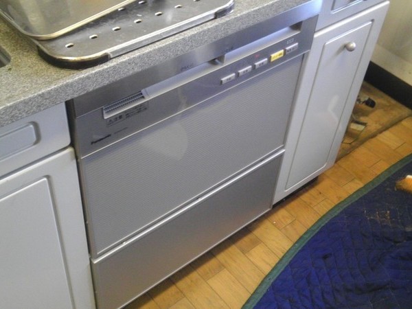 ビルトイン食洗機の設置　45ｃｍ　ディープタイプ　収納棚の処分