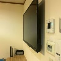 神奈川県藤沢市　テレビ壁掛け工事　42インチ　壁掛けテレビ取り外しのサムネイル