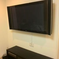 世田谷区　50インチプラズマテレビ壁掛け　テレビラックは撤去のサムネイル