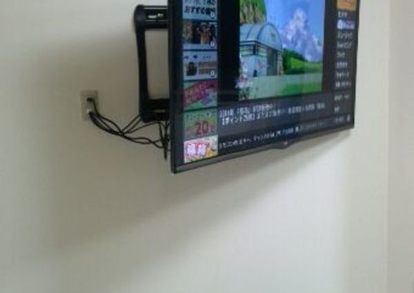 55インチ液晶ＴＶ壁掛け工事  神奈川県川崎市のサムネイル