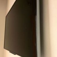 東京都三鷹市にて　５５インチテレビ壁掛け工事　　配線処理のサムネイル