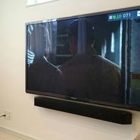 東京都墨田区一戸建てにて　５５インチシャープ液晶テレビ壁掛け工事　隠蔽配線のサムネイル