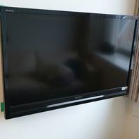 東京都目黒区マンションにて　50インチ液晶テレビ壁掛け工事のサムネイル