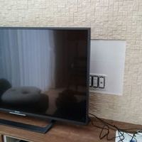 東京都世田谷区戸建てにて　エコカラット設置壁　KJ-49X7000C壁掛けテレビ工事　隠蔽配線のサムネイル