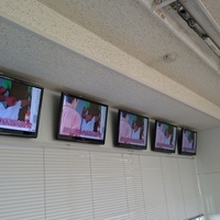 東京都江東区　会社ビルにて壁掛けテレビ工事のサムネイル