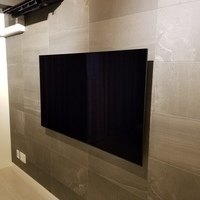 東京都葛飾区マンションにて　壁掛けテレビ　電源増設工事のサムネイル