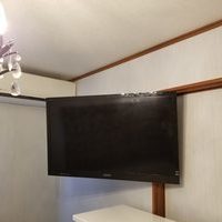 神奈川県横浜市にて　壁掛けテレビ工事のサムネイル