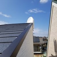 地デジ/BS/CSアンテナ工事　壁掛けテレビと同日設置のサムネイル