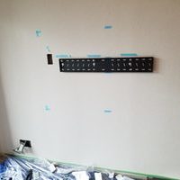 東京都新宿区にて　壁掛けテレビ　配線工事のサムネイル