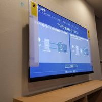 千葉県 船橋市にて 65型  壁掛けテレビと配線工事のサムネイル