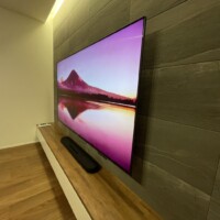 東京都杉並区にてエコカラット壁75型壁掛けテレビ配線工事のサムネイル