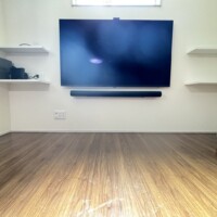 東京都江戸川区にて65型壁掛けテレビのサムネイル